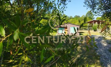 Parcela con dos casas, excelente ubicación a metros del Rio Tolten