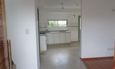 EXCELENTE DUPLEX MODERNO DE 3 AMBIENTES 65 M2 AL FRENTE. NUEVO VALOR