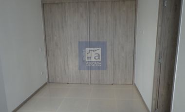 COD. 6256 - SE ARRIENDA APARTAMENTO - BARRIO: CALLE 200