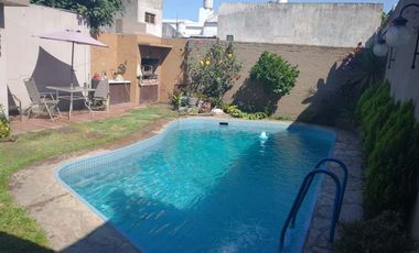 Casa en venta en Moron Sur