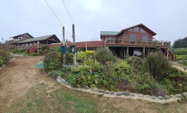 Punta de Tralca - Isla Negra, Excelente Propiedad en Borde Costero