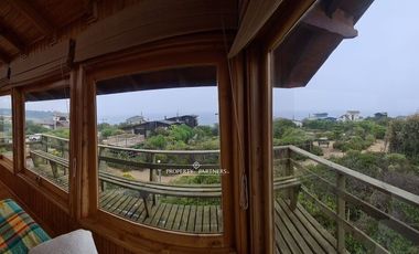 Punta de Tralca - Isla Negra, Excelente Propiedad en Borde Costero