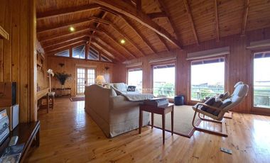 Punta de Tralca - Isla Negra, Excelente Propiedad en Borde Costero