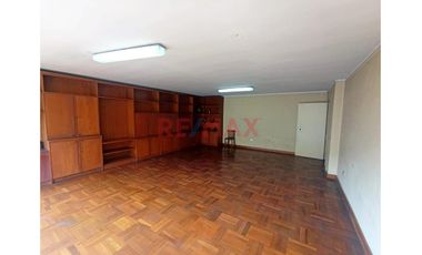 Oficina venta en Lima