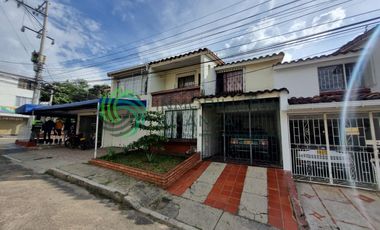 casa en venta en asturias ii. Cod V61836