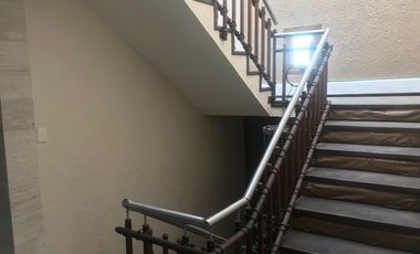 Residencia remodelada en el Club de Golf los Encinos