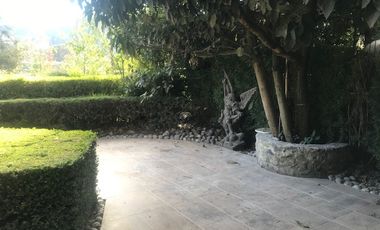 Residencia remodelada en el Club de Golf los Encinos