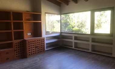 Residencia remodelada en el Club de Golf los Encinos