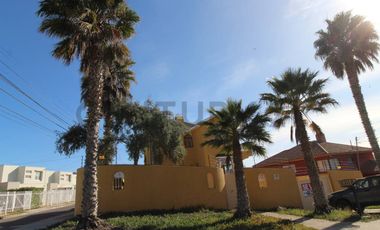 Se arrienda casa en La Herradura Oriente