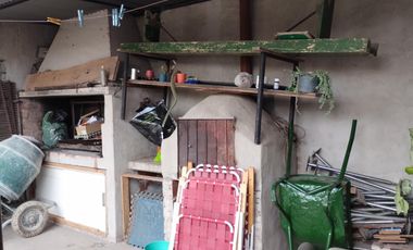 Casa en VENTA o PERMUTA en Barrio Santa Ana de Glew.