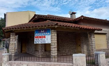Chalet en venta en Florencio Varela Este