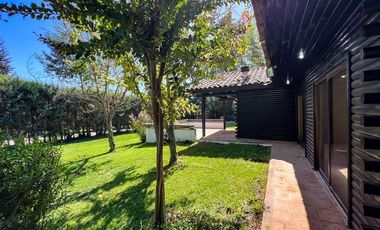 Casa en venta de 4 dorm. en Navidad