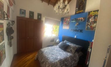 casa en venta en el poblado. Cod V12526