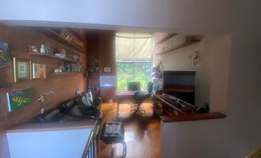 casa en venta en el poblado. Cod V12526