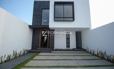 Casa Nueva en Venta en Punta Norte en Colima