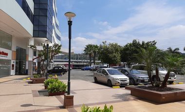 Locales Comerciales en Alquiler en la Aurora