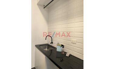 Precio Inmejorable - Alquilo Dpto. En Estreno Amoblado Y Equipado En Zona Financiera