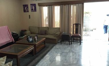 Hanya 3 menit ke CITOS dan 6 menit ke MRT! Rumah Hoek, Pinggir Jalan Raya!