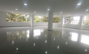 edificio en arriendo en normandía. Cod A2992