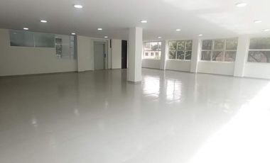 edificio en arriendo en normandía. Cod A2992