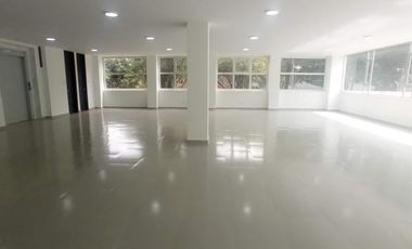 edificio en arriendo en normandía. Cod A2992
