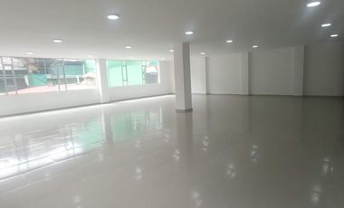 edificio en arriendo en normandía. Cod A2992