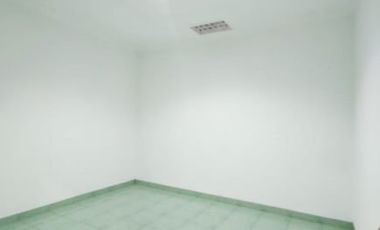 Di Sewakan Rumah Siap Huni 4 Kamar Baru Renovasi di Batununggal Bandung
