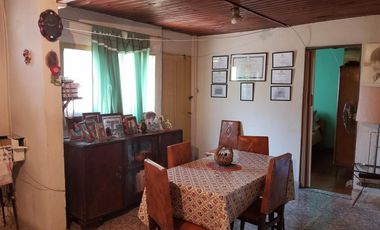 Casa En Venta 4 Amb. A 300 Mts. De Ruta 23 - Moreno
