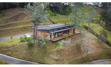 Casa Campestre Sostenible Vía Rionegro - Sector Ojo de Agua