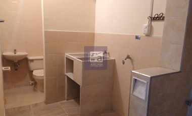 COD. 1395 - SE ARRIENDA CASA - BARRIO: ZAPAMANGA V