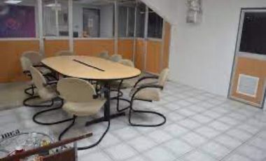 Av Carlos Julio Arosemena se vende o alquila local comercial