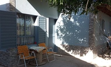 CASA EN VENTA - BARRIO 100 VIVIENDAS - ALLEN