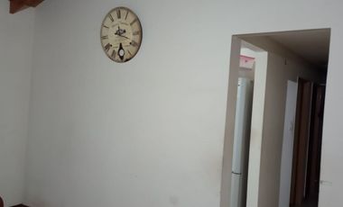 CASA EN VENTA - BARRIO 100 VIVIENDAS - ALLEN