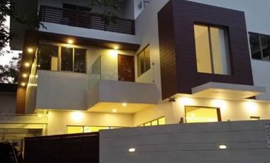 5 Bedrooms HOUSE and LOT FOR SALE in Blue Ridge, Quezon City