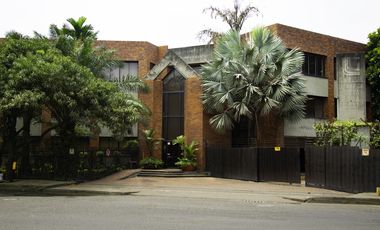 VENDE / ALQUILA EDIFICIO SECTOR SAMECO CALI