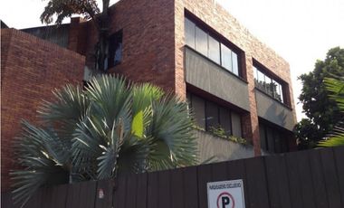 VENDE / ALQUILA EDIFICIO SECTOR SAMECO CALI