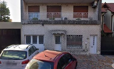 Casa PH en venta en Lomas de Zamora Este