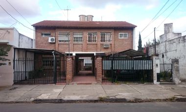 Duplex en venta en Villa Luzuriaga