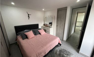 VENDO APARTAMENTO EN LOS COLORES MEDELLIN
