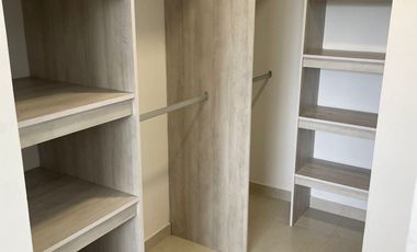 apartamento en venta en hacienda san pablo lirios piso 9. Cod V14106