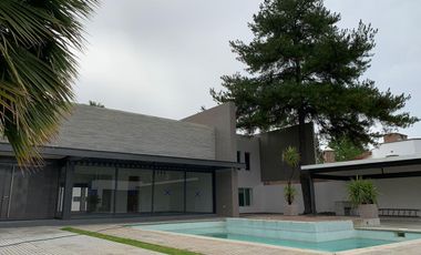 Hermosa Casa Estilo Moderno c/ Alberca JURICA, Querétaro !!!