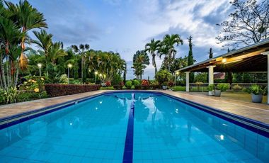 Se Vende o Permuta Hermosa Finca Vía Alcalá