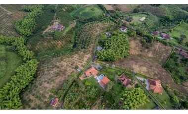 Se Vende o Permuta Hermosa Finca Vía Alcalá