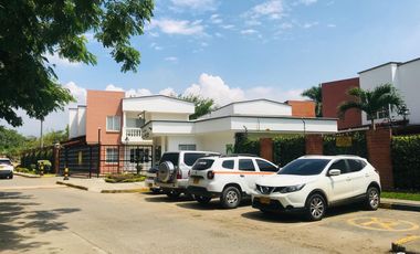 casa en venta en ciudad jardín. Cod V17442