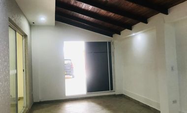 casa en venta en ciudad jardín. Cod V17442