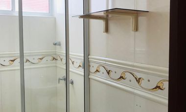 casa en venta en ciudad jardín. Cod V17442