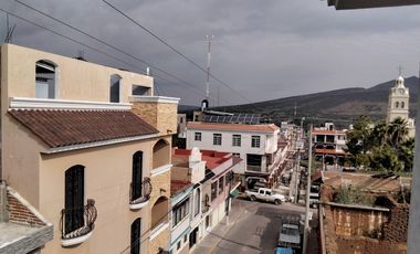 EXCELENTE PROPIEDAD EN EL CENTRO HISTORICO DE VALLE DE JUAREZ JALISCO