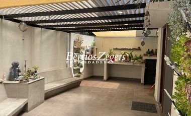 Casa en Venta en Vicuña Mackenna / Santa Maria