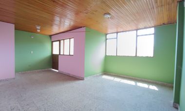 apartamento en arriendo en el contento. Cod A29399