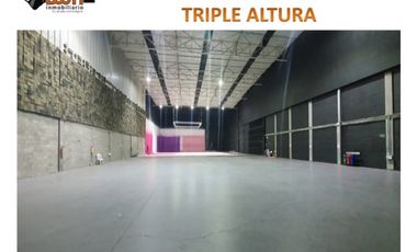 ARRIENDO BODEGA 3.484 M2 /AREA LIBRE 1.574 M2 COTA